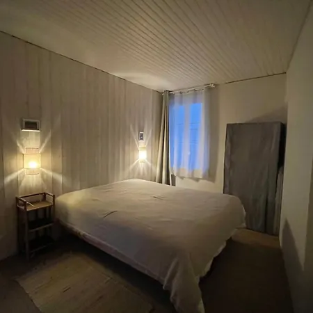 Spacious House Near Harbour *