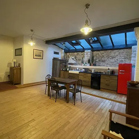 Spacious House Near Harbour